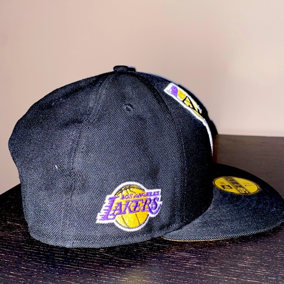 New era Lakers hat size 7 3/4 - Picture 2 of 3